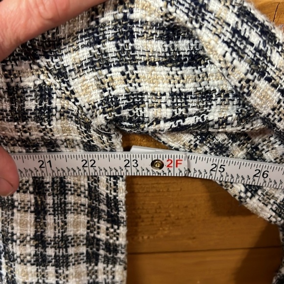 Zara Women’s Plaid Textured Tweed Over shirt Raw hem Button Front‎ OVERSHIRT Lg - Picture 3 of 8